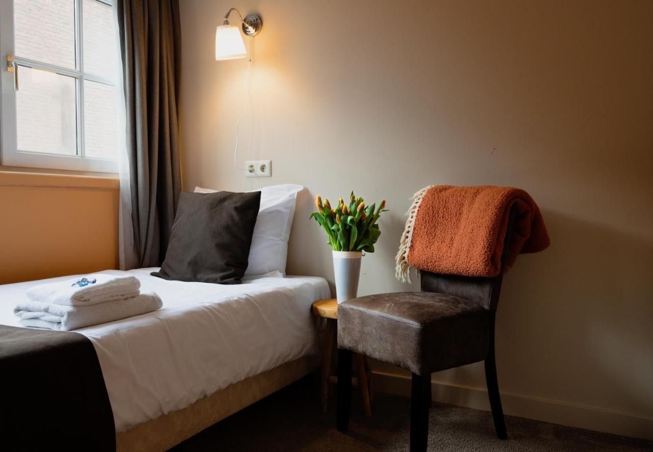 Hotel Stedswal Sloten  Ngoại thất bức ảnh