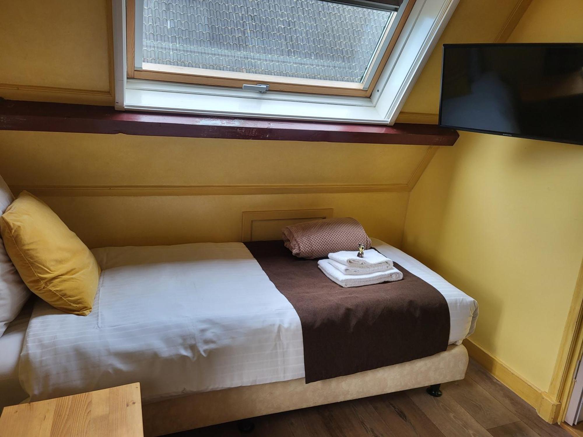 Hotel Stedswal Sloten  Ngoại thất bức ảnh